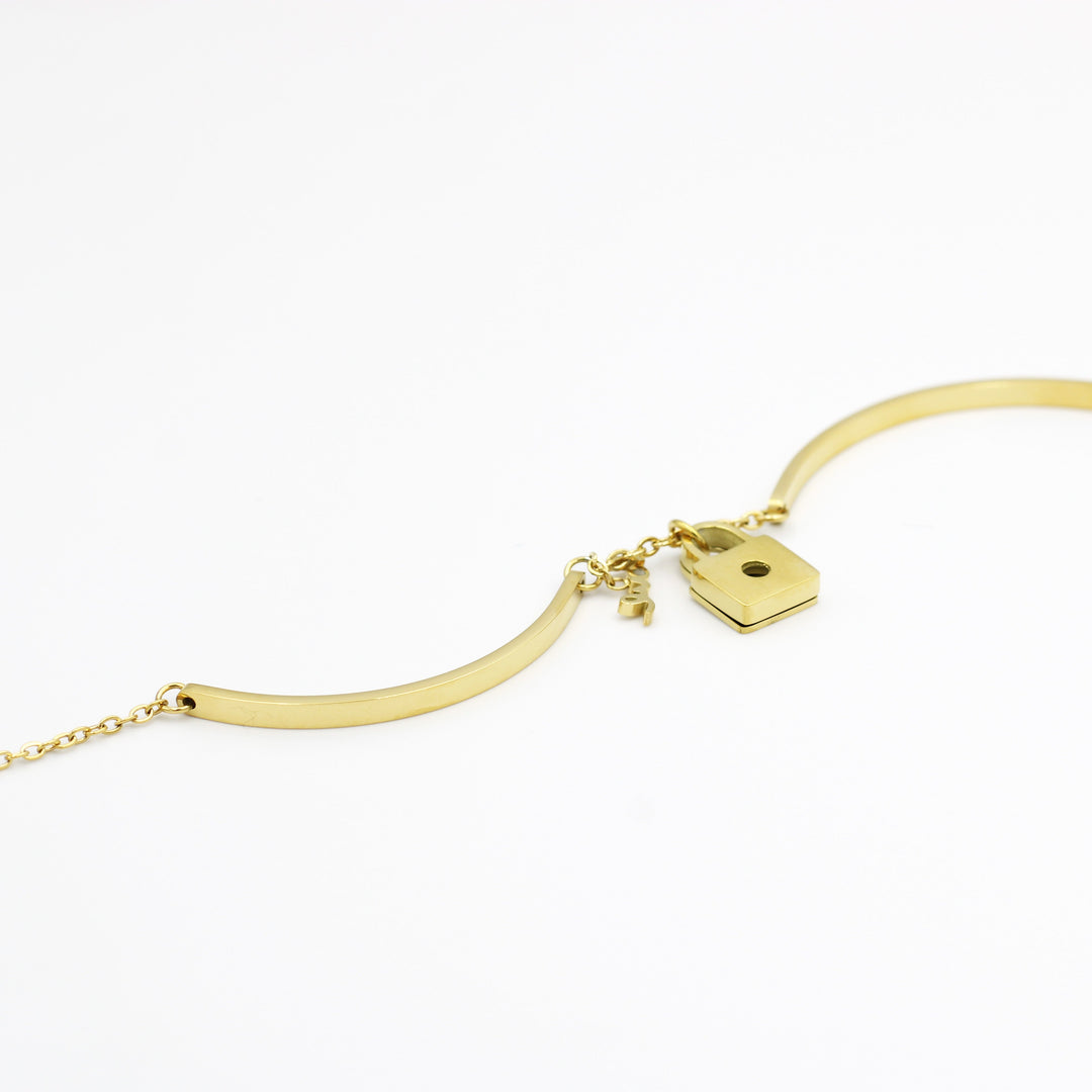 Molly Love Lock Fashion Bracelet - Molly Jewelries Your everyday jewelry