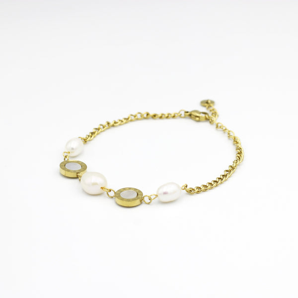 Molly Circle and Pearl Fashion Bracelet bvlgari design