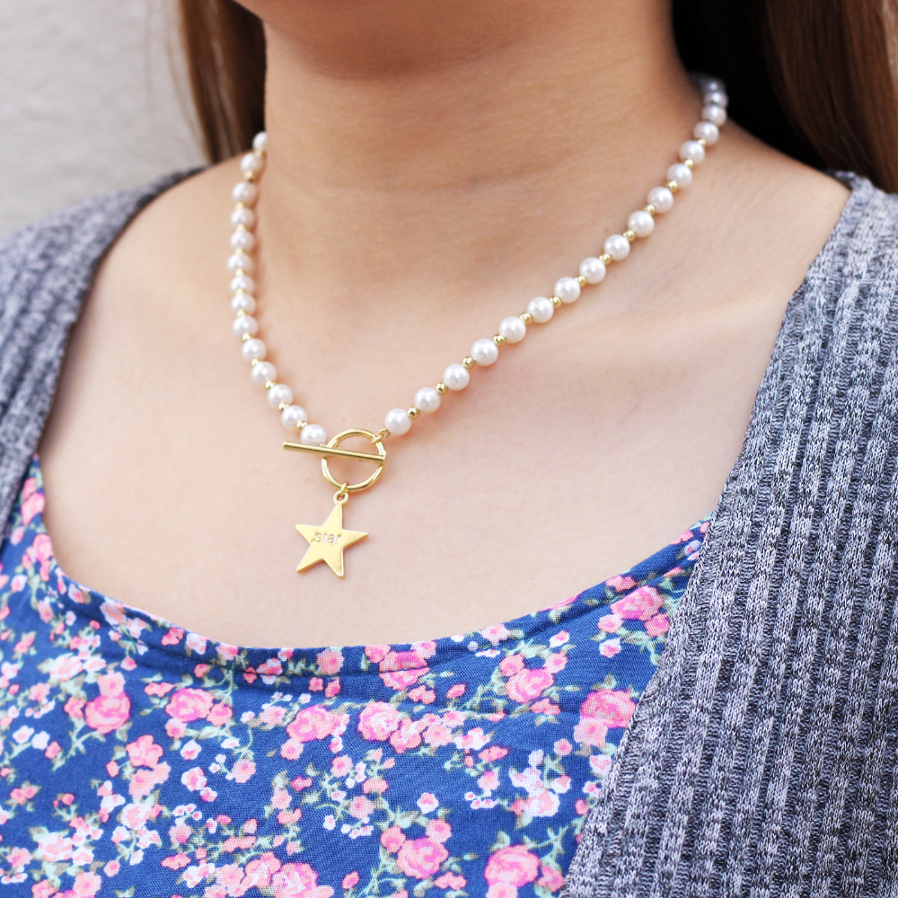 Unique Pearl Chain and Star Pendant Fashion Necklace for women